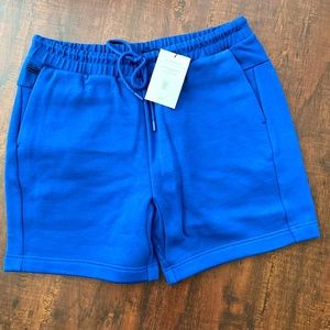 NEW! Banana Republic Men’s Shorts size LARGE